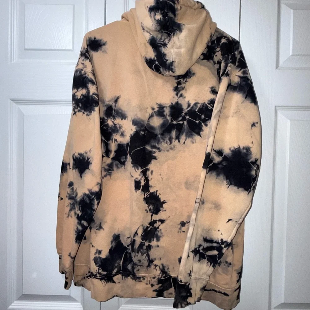 Jeffree Star Cosmetics Christmas Cookie Tie-Dye Hoodie